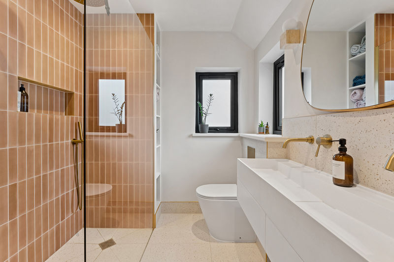 Photo 10- click for photo gallery